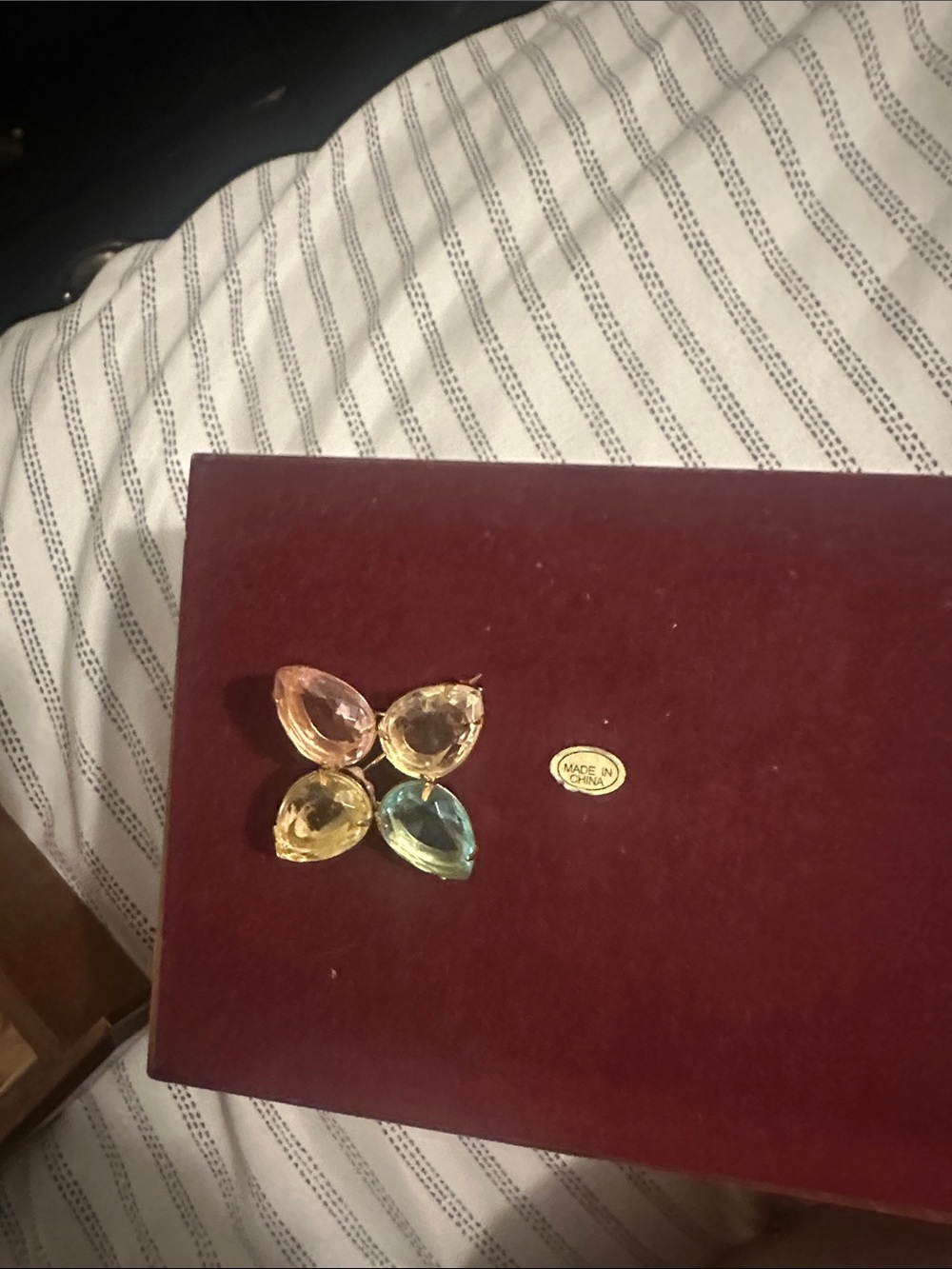 Avon Gold-Tone Multicolor Teardrop Hair Clip - Pink, Yellow, Blue, Peach